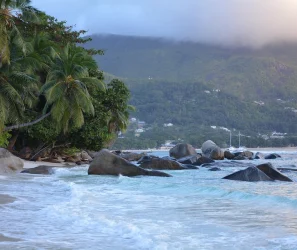 seychelles-3770444_1280